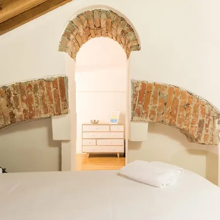 Apartment Adelson - Modern Design Pta Romana 4pax -wifi-dt