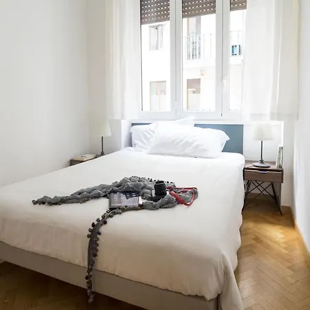 Contempora - Cavallotti 13 - B22 Milán