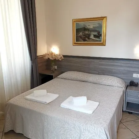 Hotel Brianza 3*