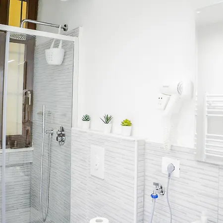 Apartamento Guesthero - Domodossola M5 Milán