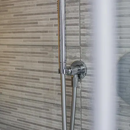 Guesthero - Domodossola M5 Apartamento *