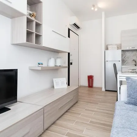 Italianway Easy - Savona 146 *