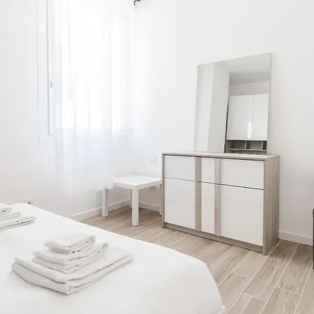 Italianway Easy - Savona 146 Apartment