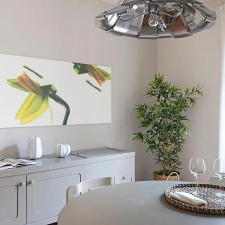 Apartment Plum Guide - Pineapple & Lime Mailand