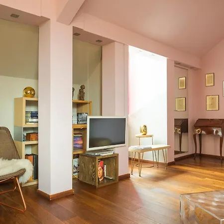 Apartment Plum Guide - Pink Ladies Of The World *