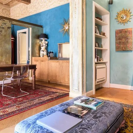 Apartment Plum Guide - Tarragon Tiger *