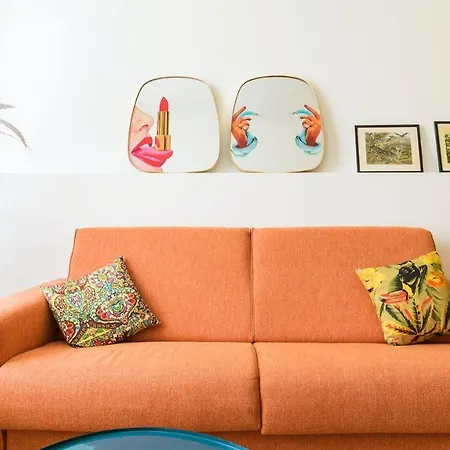 Plum Guide - Tropicalia * Milan