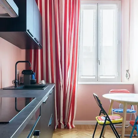 Plum Guide - Tropicalia Apartment