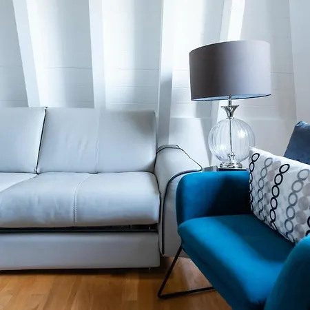 Plum Guide - Ultramarine Appartement