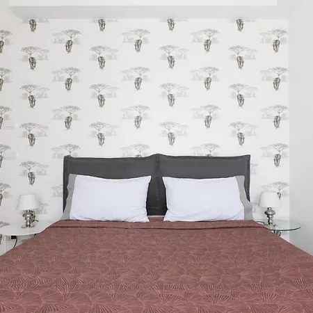 Apartment Plum Guide - Kandula Milan