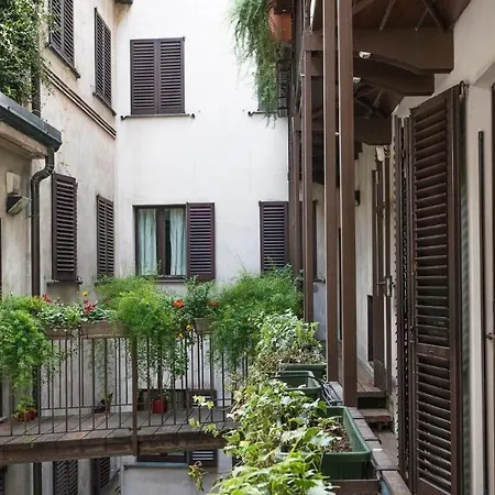 Plum Guide - Ludo * Milan
