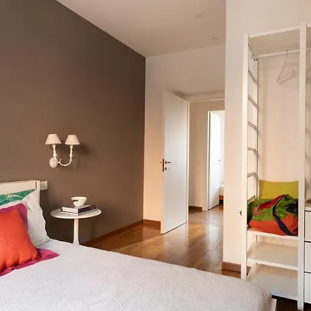 Apartment Plum Guide - Pineapple & Lime