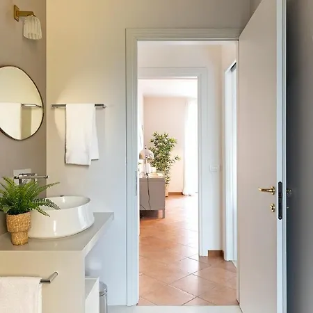 Plum Guide - Pineapple & Lime Apartment Mailand