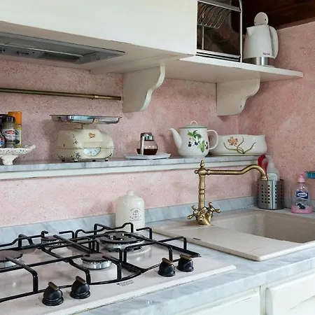 Plum Guide - Pastel Playground Apartment