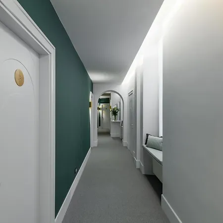 M20 Boutique Hotel 2*