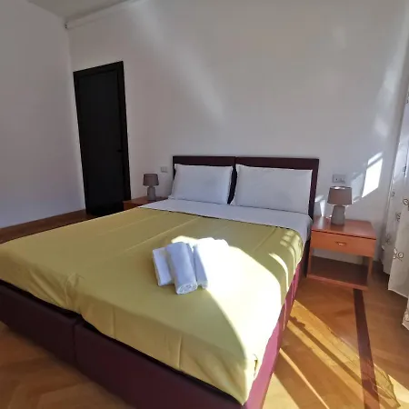 Apartment Pergolesi