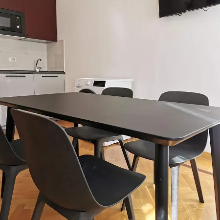 Pergolesi Apartment