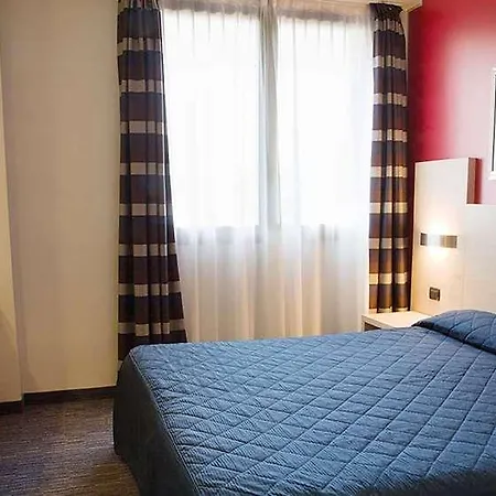 Sporting Cologno Hotell 4*