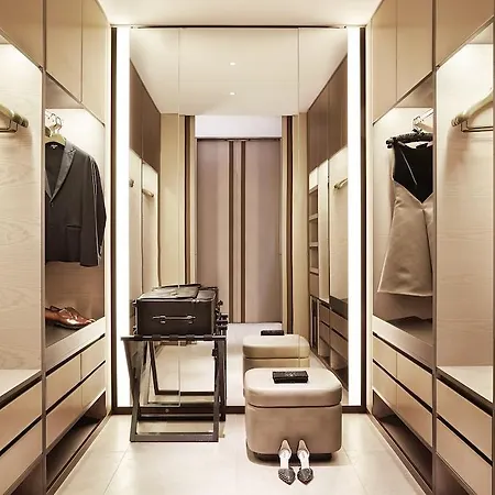 Armani 5* Milánó