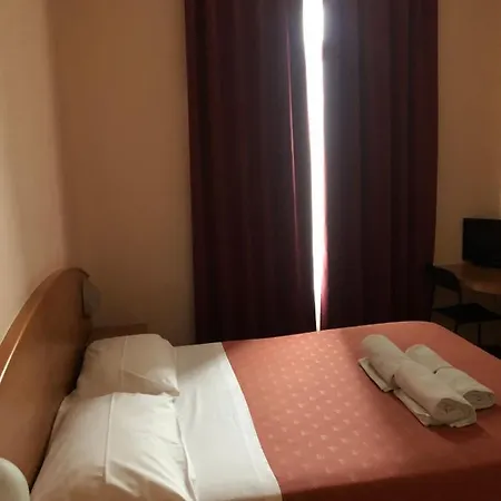 Nuovo Hotel *
