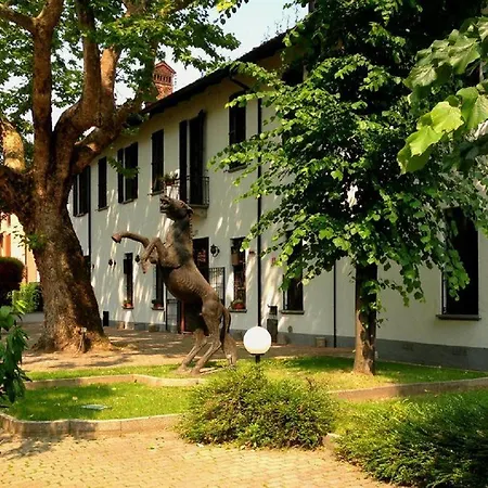 Excel Naviglio - Ca'bianca ミラノ