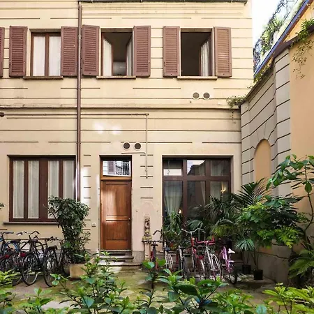 Contempora - Saffi 12 Milan