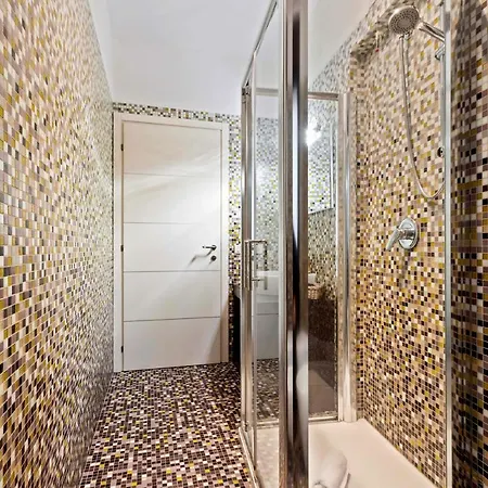 Rentopolis Broletto 39 *