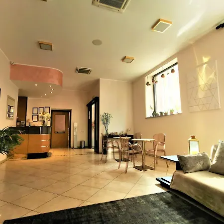 Venini Hotel 3*