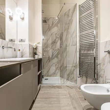 Apartment Duomo Terrace R&r Milan