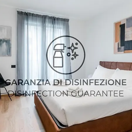Italianway - Lazzaro Papi 14 A * Milan