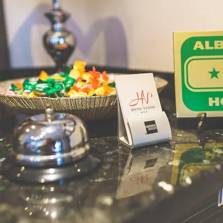维妮妮酒店 酒店