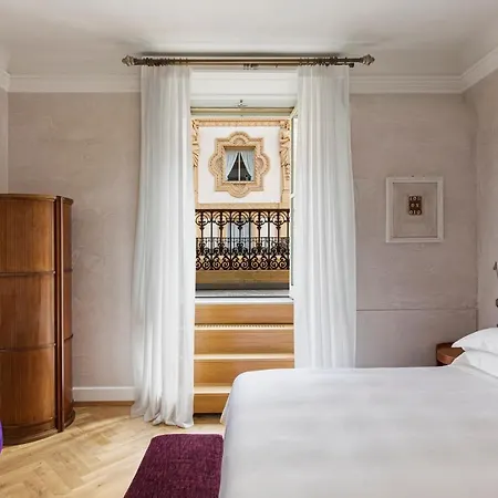 Galleria Vik - Townhouse Galleria - Small Luxury Of The World Milão