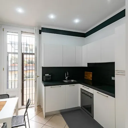 Apartment Vittoria 3 Milan