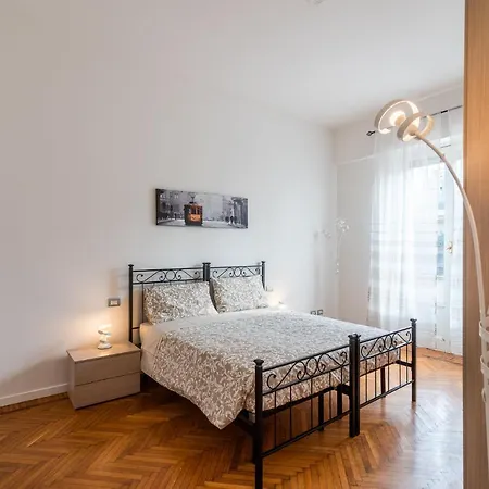 Apartment Vittoria 3 Milan