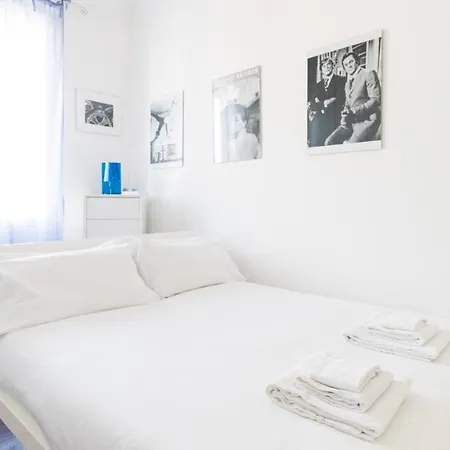 Italianway - Degli Scipioni 8 Apartment *