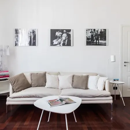 Italianway - Degli Scipioni 8 Apartment Milan