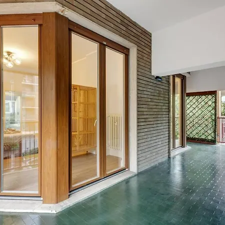 Easylife - - Savona 69 A - Design District * Milán