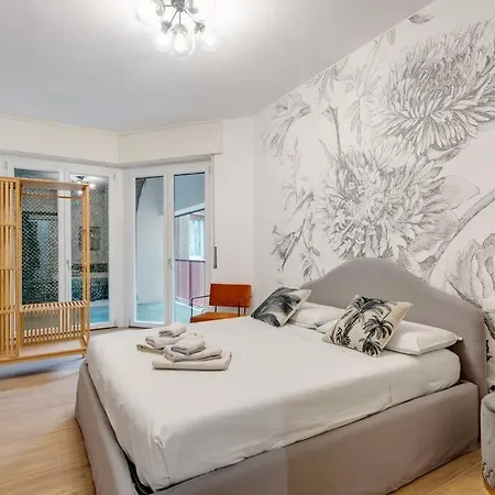 Easylife - Cozy & Comfy In Design District Apartment Milan