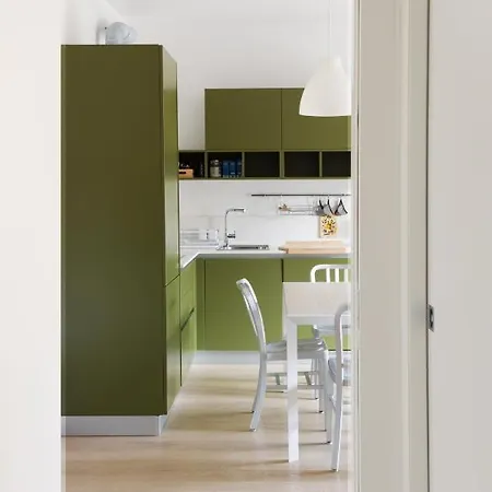 Joivy Stylish 1-bedroom Flat * ميلان