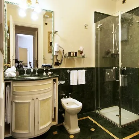 Petit Palais De Charme 4* מילאנו