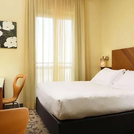 Unahotels Mediterraneo Milano