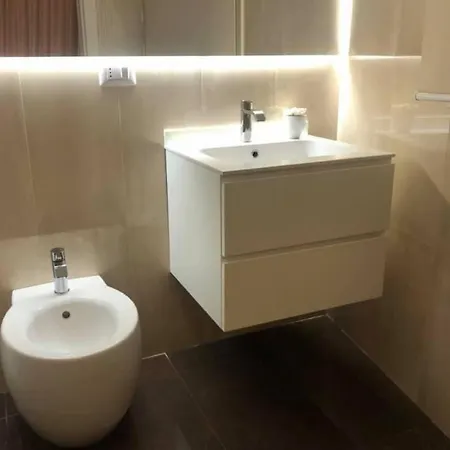 Rc Luxury Nocleg ze śniadaniem Mediolan