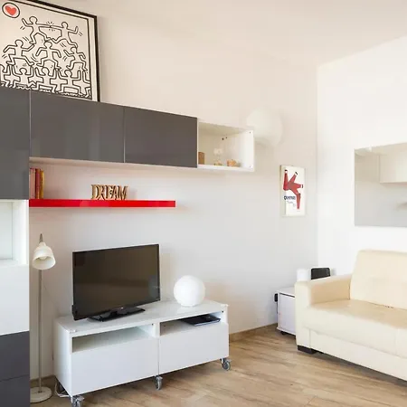 Apartment Friendly Milan