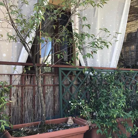 شقة Lovely Terrace *