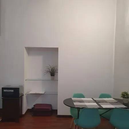 The Centre Junior - Free Parking Per Selected Rate And Car Keys Must At Garage - Zone Arco Della Pace - Castello Sforzesco -last Supper -nearest Metro Subway Greenline M2 Moscova Apartment *