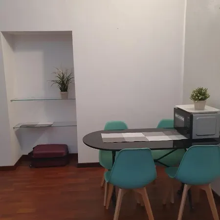 The Centre Junior - Free Parking Per Selected Rate And Car Keys Must At Garage - Zone Arco Della Pace - Castello Sforzesco -last Supper -nearest Metro Subway Greenline M2 Moscova Apartment