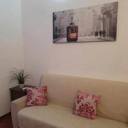 Apartment The Centre Junior - Free Parking Per Selected Rate And Car Keys Must At Garage - Zone Arco Della Pace - Castello Sforzesco -last Supper -nearest Metro Subway Greenline M2 Moscova *