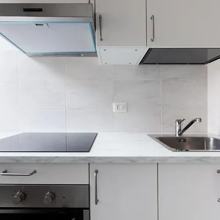 Guesthero - Navigli Area Appartement