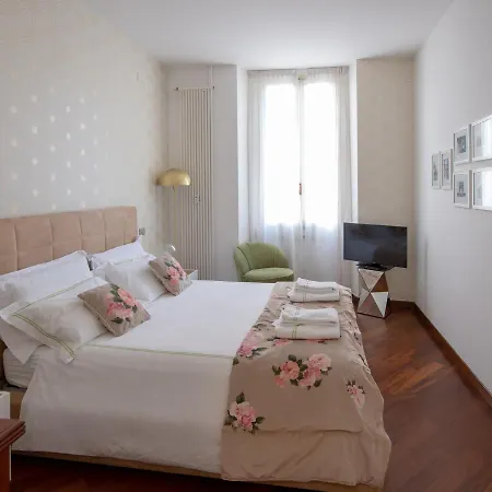 Apartament Madeleine - Residenza Belle Epoque Mediolan