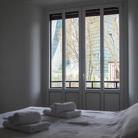Youhosty - Boezio 12 Daire